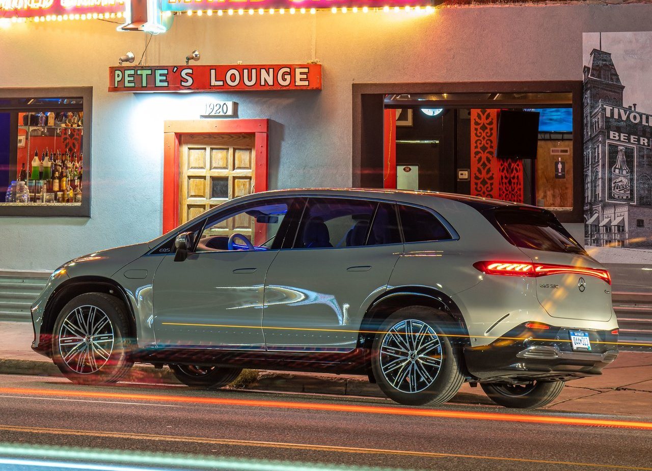 2023 - MERCEDES-BENZ EQS SUV, foto 117