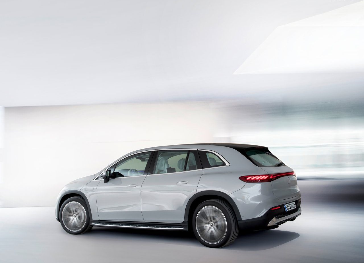 2023 - MERCEDES-BENZ EQS SUV, foto 132