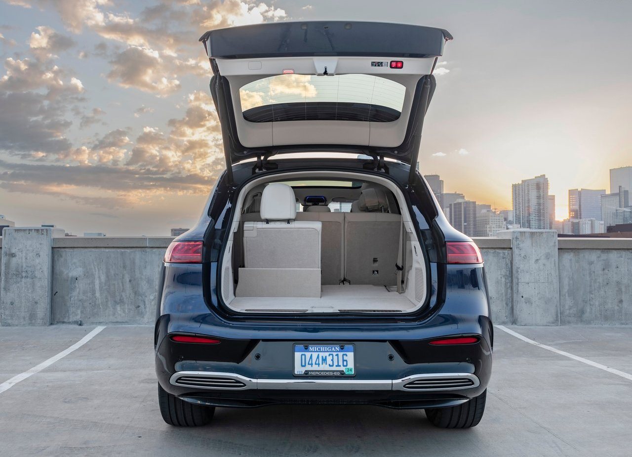 2023 - MERCEDES-BENZ EQS SUV, foto 221