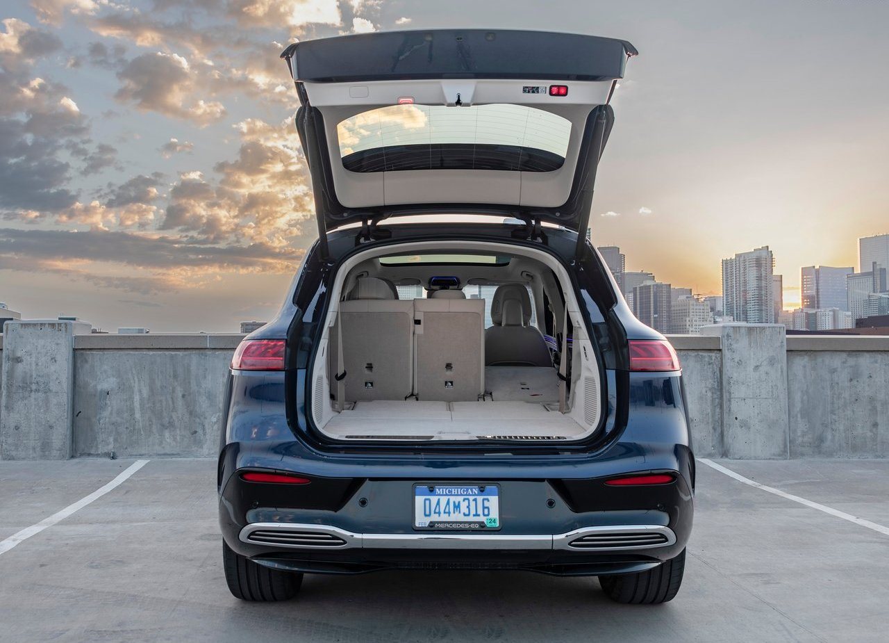 2023 - MERCEDES-BENZ EQS SUV, foto 223