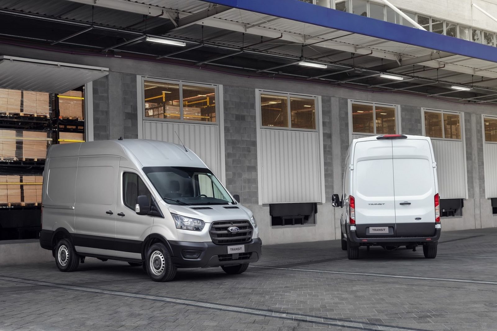 FORD TRANSIT FURGÃO, foto 5