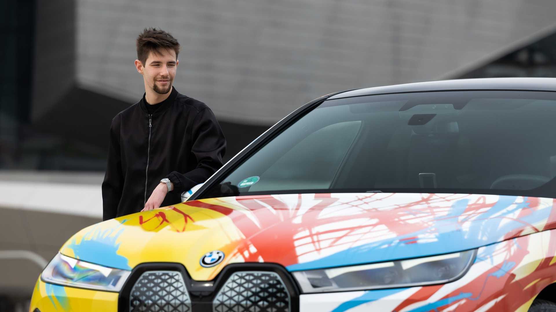 2022 - BMW iX ART CAR SLOVENIA, foto 4