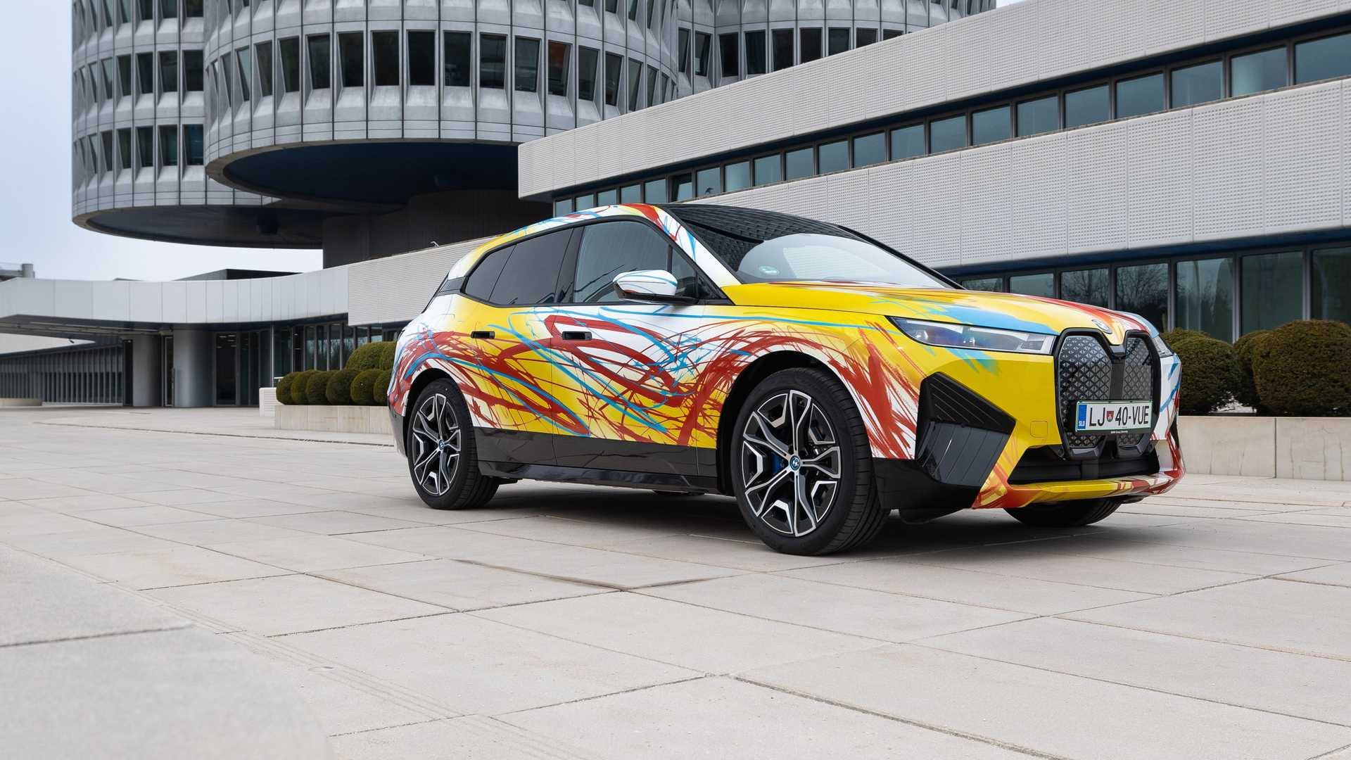 2022 - BMW iX ART CAR SLOVENIA, foto 5