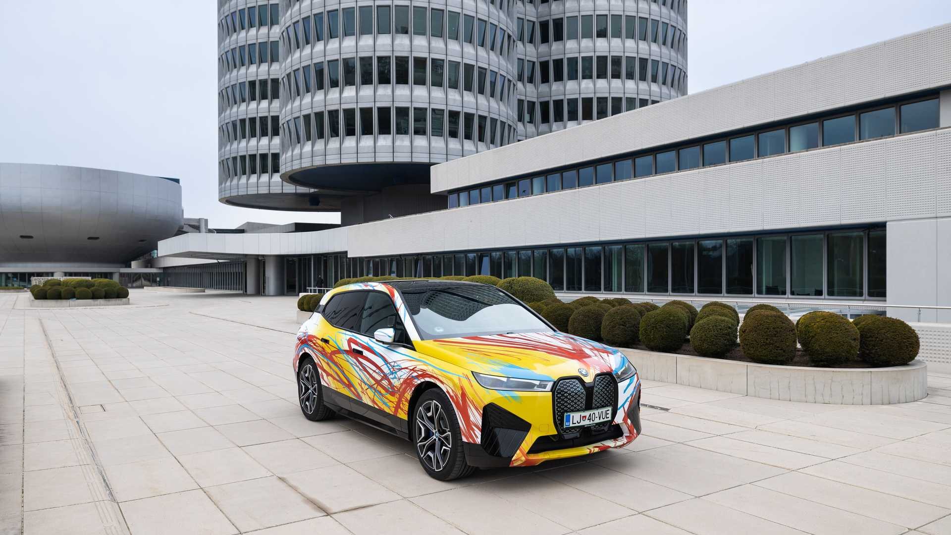 2022 - BMW iX ART CAR SLOVENIA, foto 6