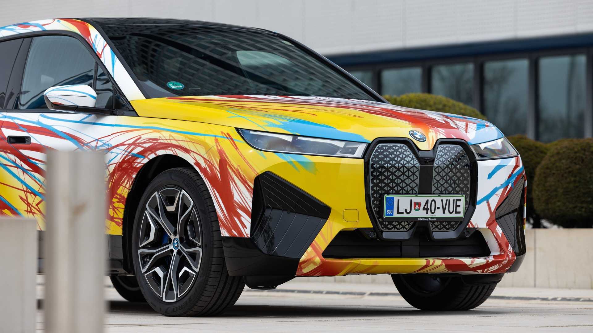 2022 - BMW iX ART CAR SLOVENIA, foto 11