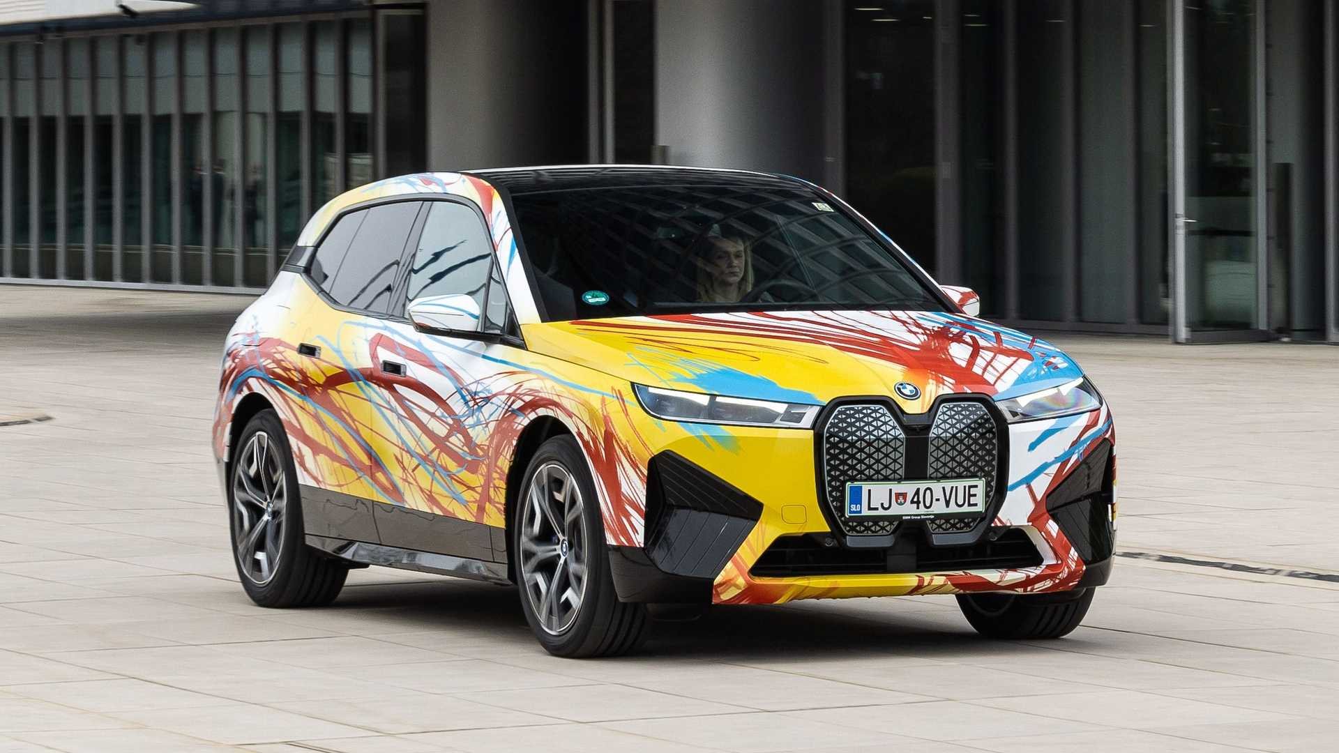 2022 - BMW iX ART CAR SLOVENIA, foto 12