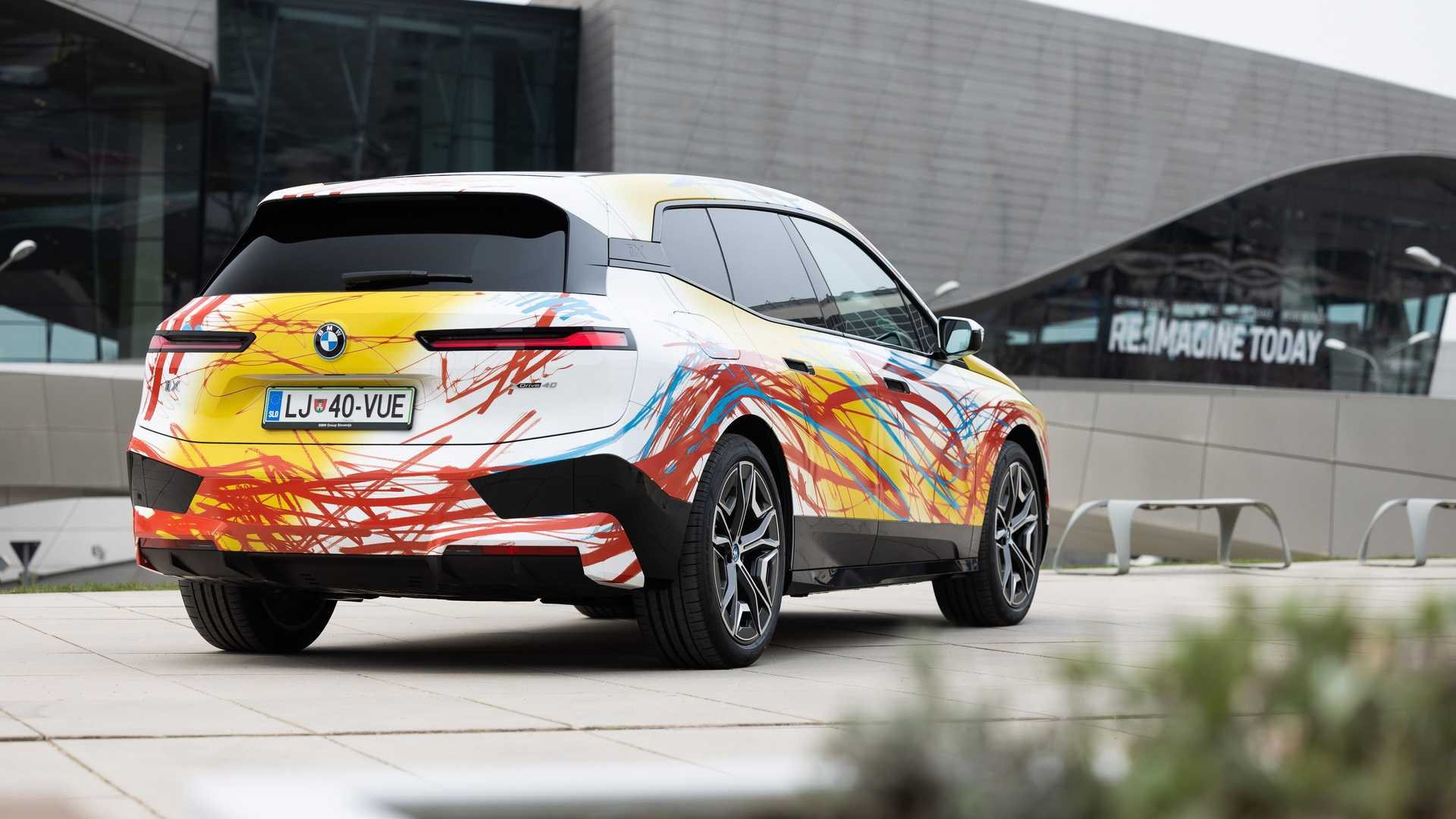 2022 - BMW iX ART CAR SLOVENIA, foto 21