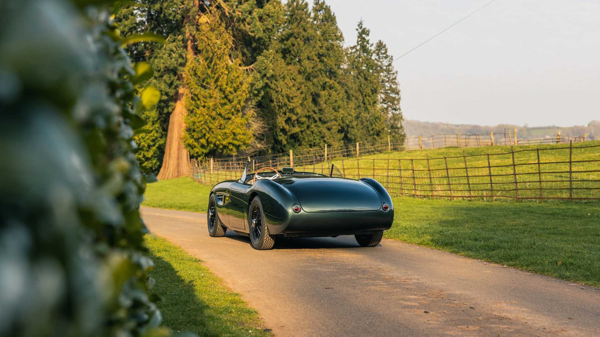 AUSTIN-HEALEY RESTOMOD BY CATON, foto 5