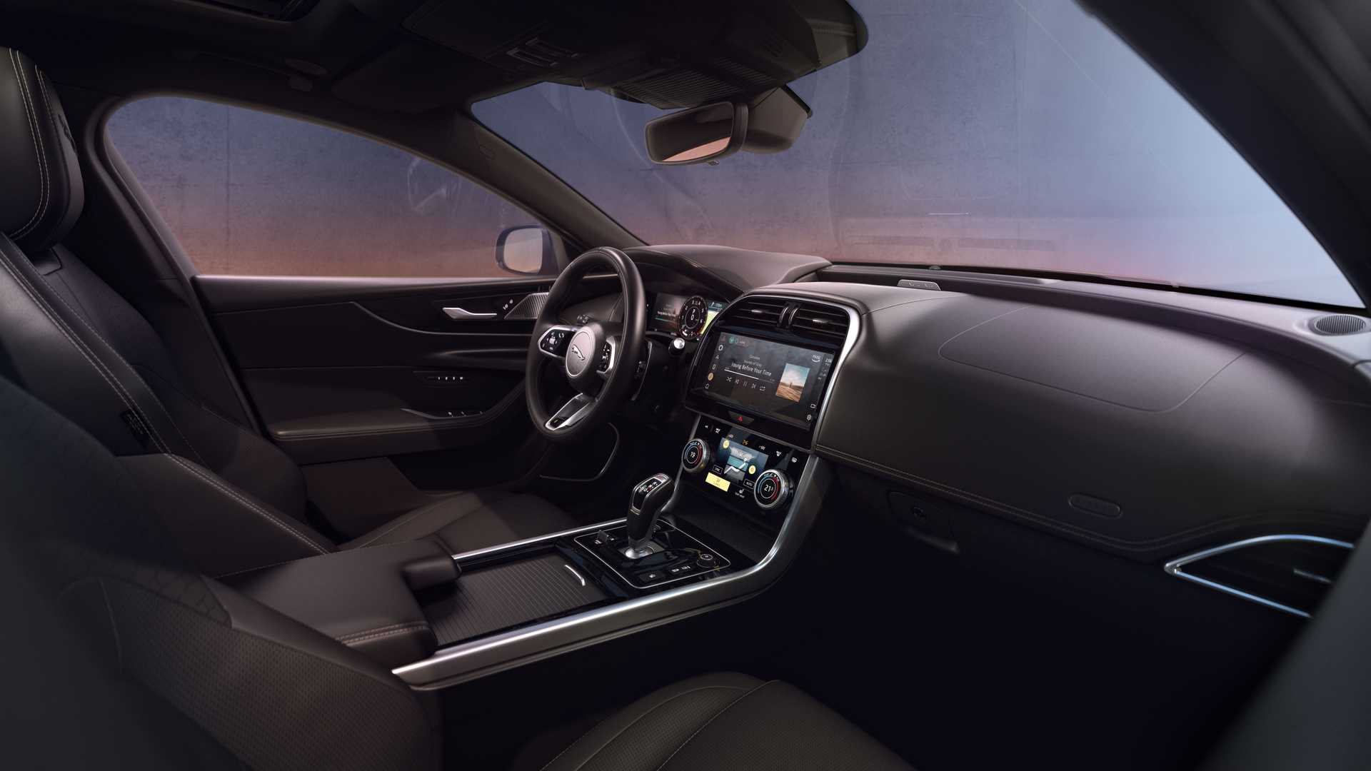 2022 - JAGUAR XE & XF R-DYNAMIC BLACK, foto 5