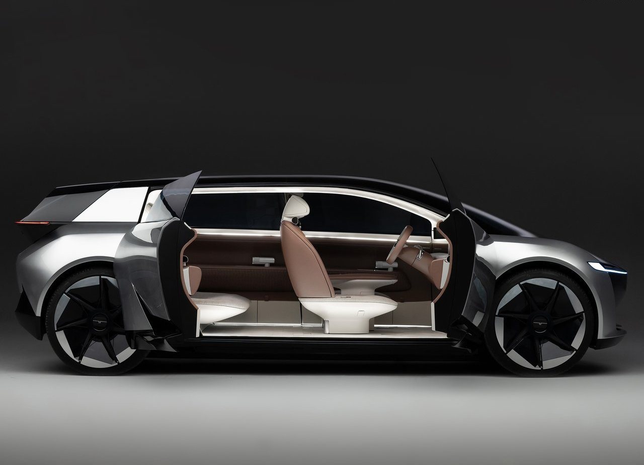 TATA AVINYA CONCEPT, foto 10