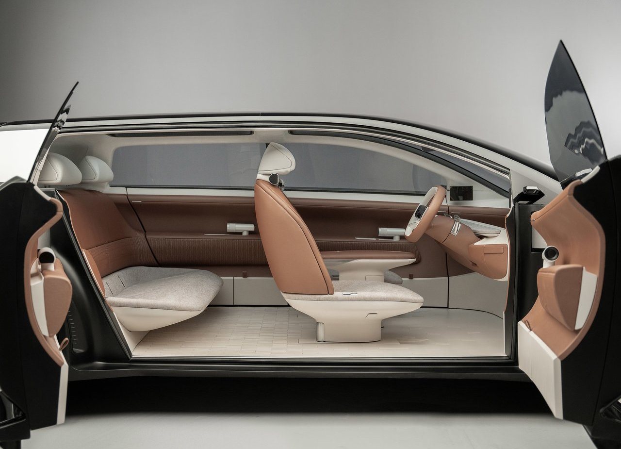 TATA AVINYA CONCEPT, foto 36