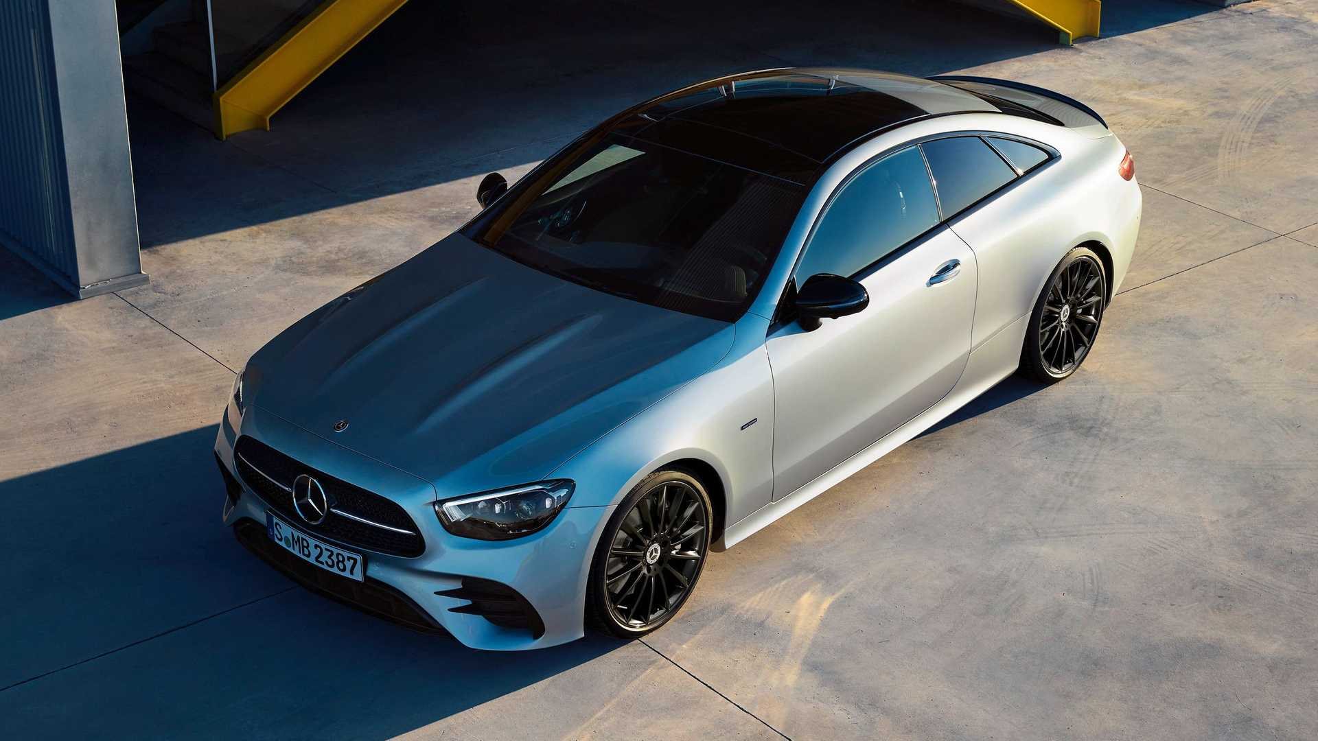 2022 - MERCEDES-BENZ E NIGHT EDITION, foto 1