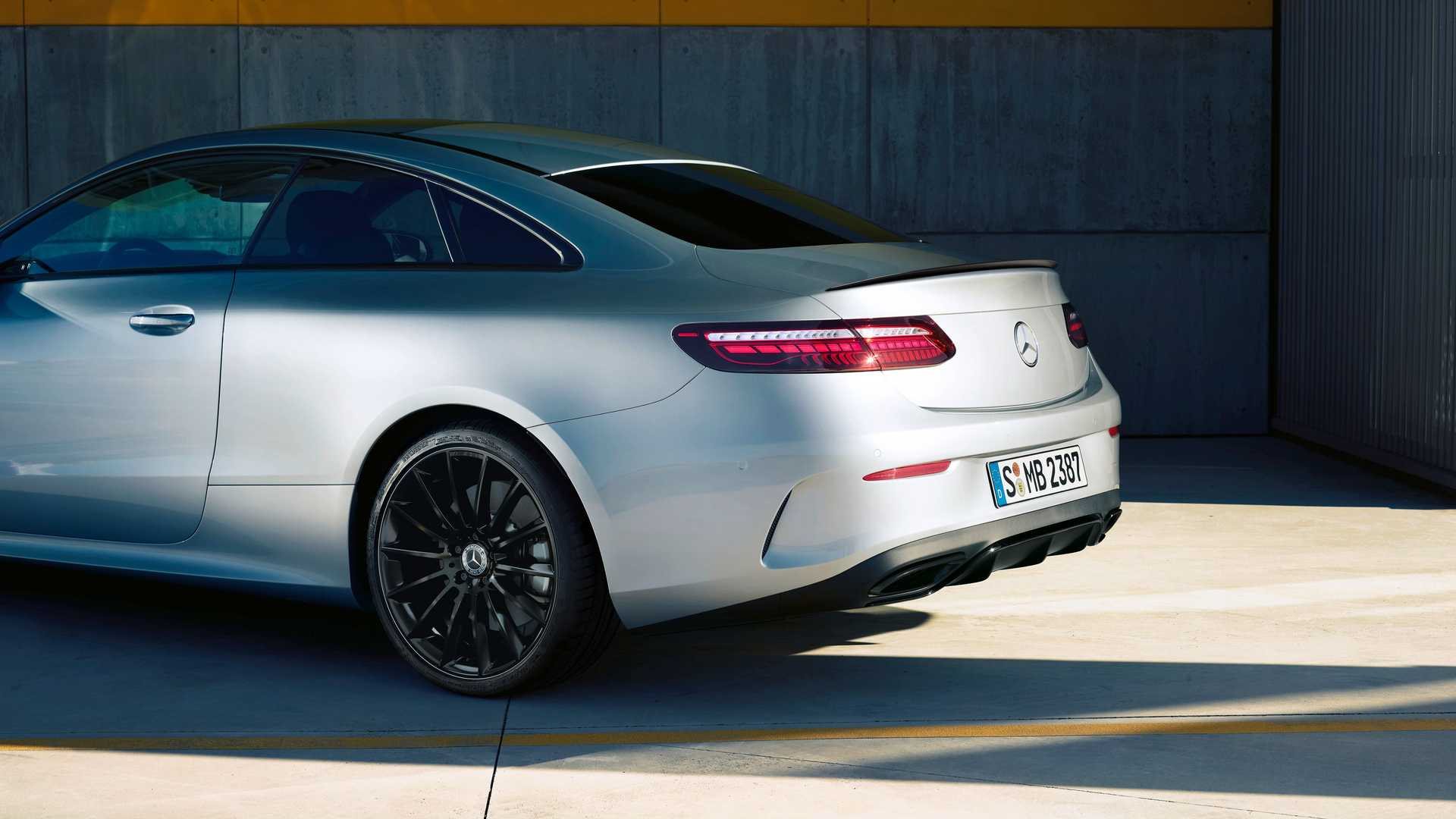 2022 - MERCEDES-BENZ E NIGHT EDITION, foto 3