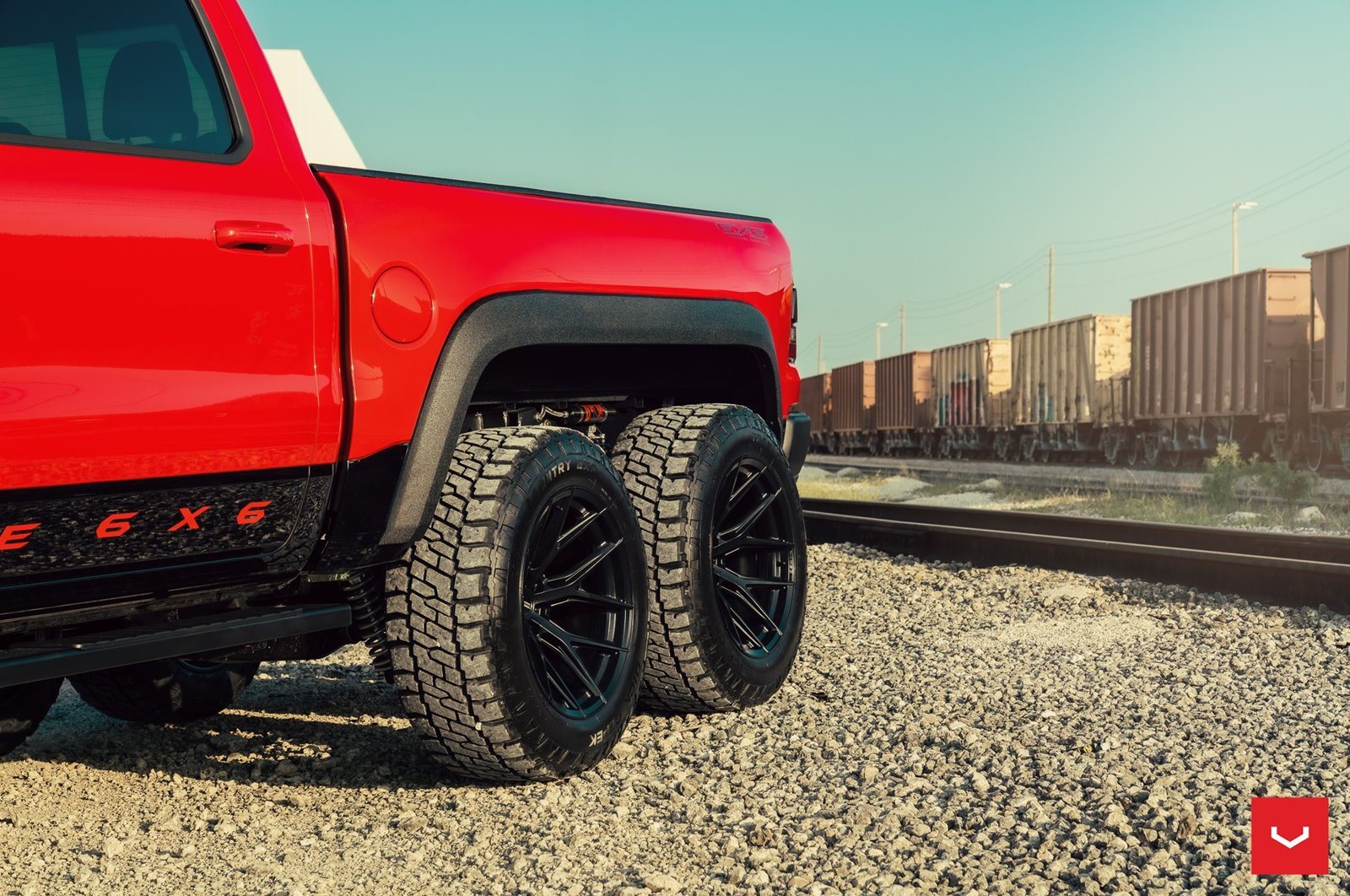 RAM 1500 TRX MAMMOTH 1000 6X6 BY HENNESSEY & VOSSEN WHEELS, foto 3