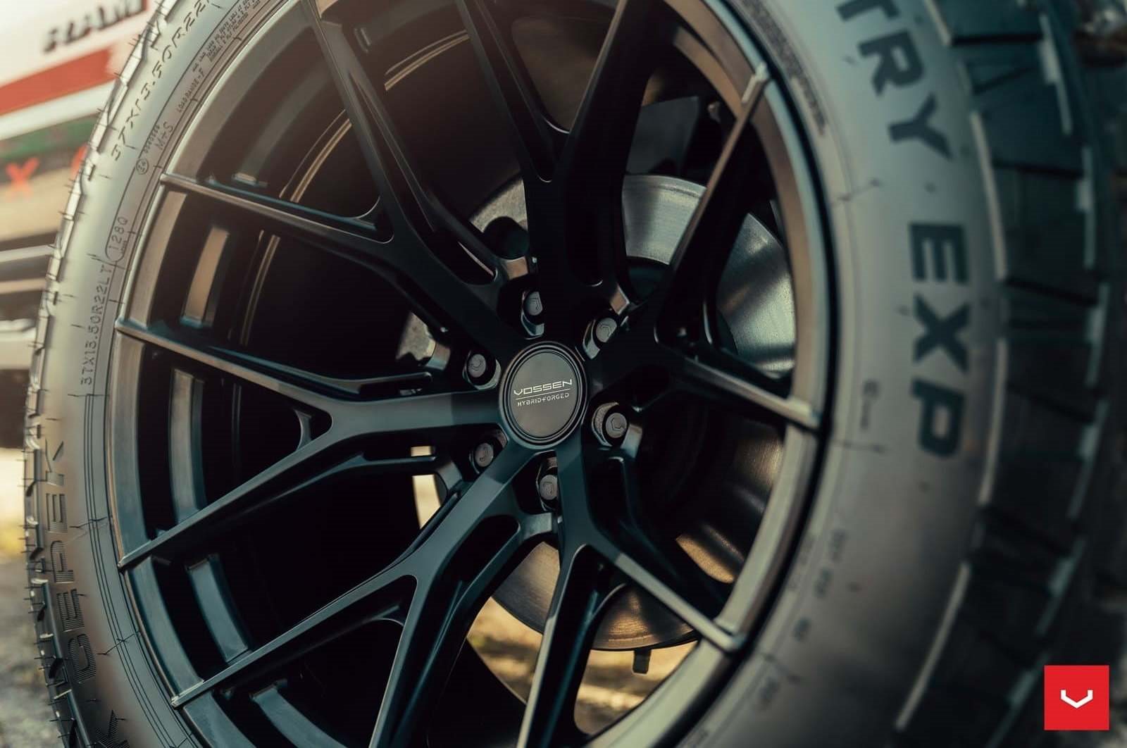 RAM 1500 TRX MAMMOTH 1000 6X6 BY HENNESSEY & VOSSEN WHEELS, foto 13