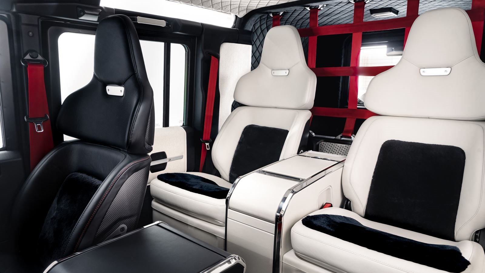 2022 - LAND ROVER DEFENDER Q40 BY TECNIQ, foto 5