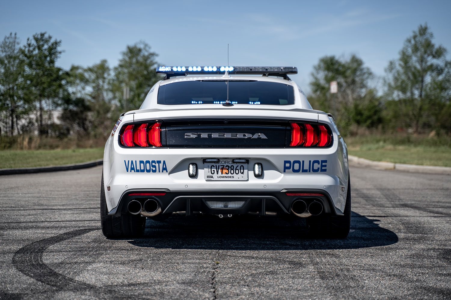 2022 - FORD MUSTANG POLICE CAR BY STEEDA, foto 3