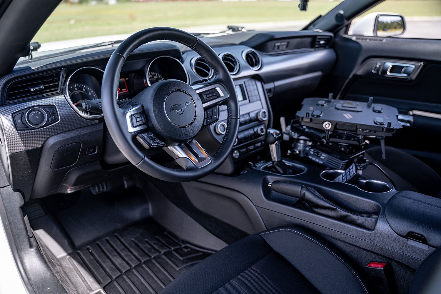 2022 - FORD MUSTANG POLICE CAR BY STEEDA, foto 5