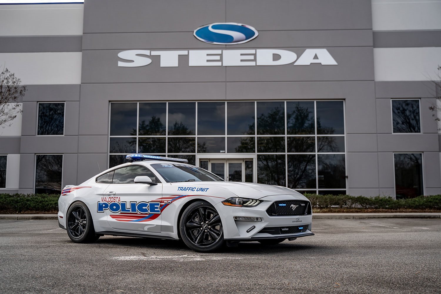 2022 - FORD MUSTANG POLICE CAR BY STEEDA, foto 12