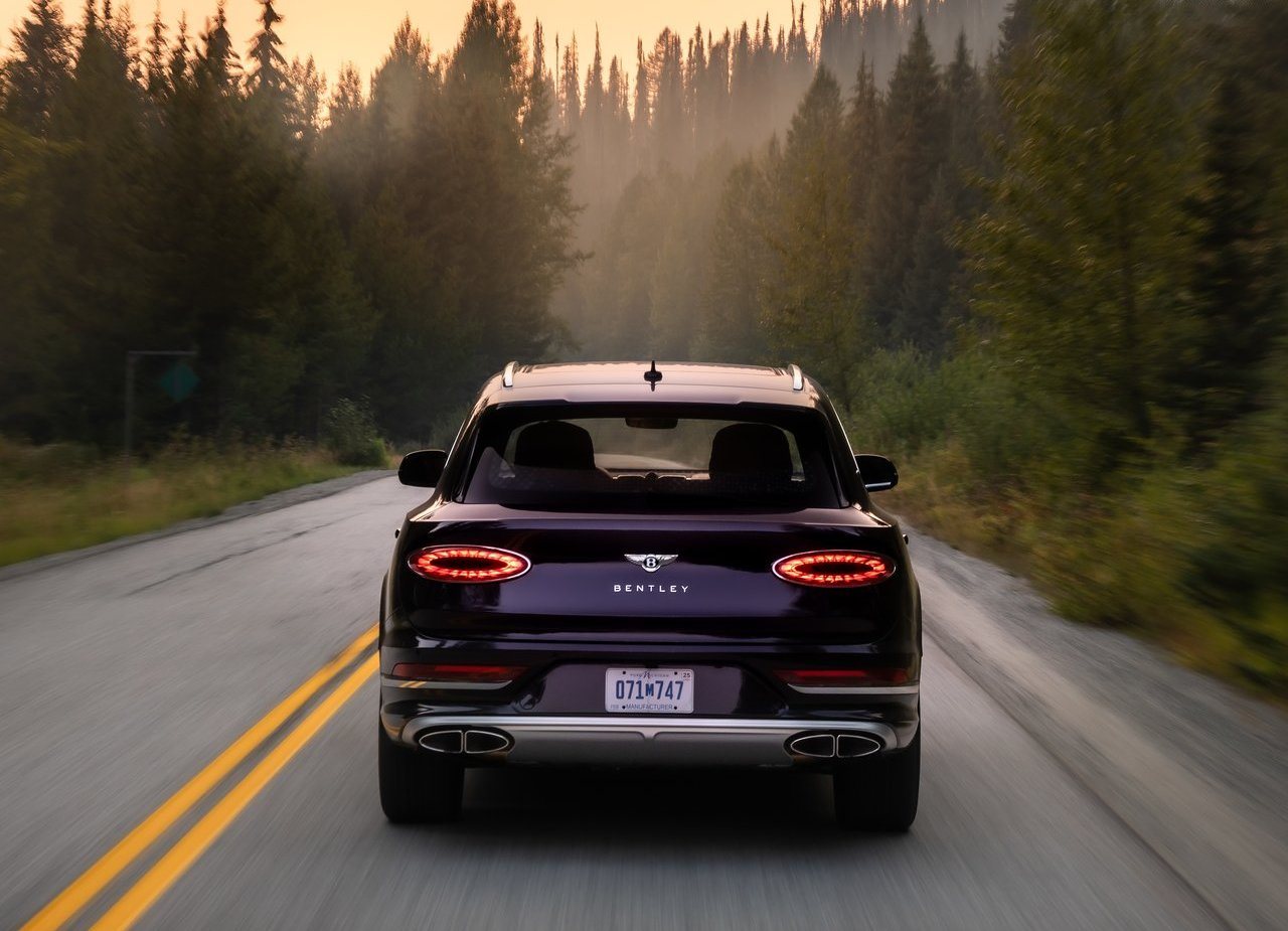 BENTLEY BENTAYGA EWB, foto 72