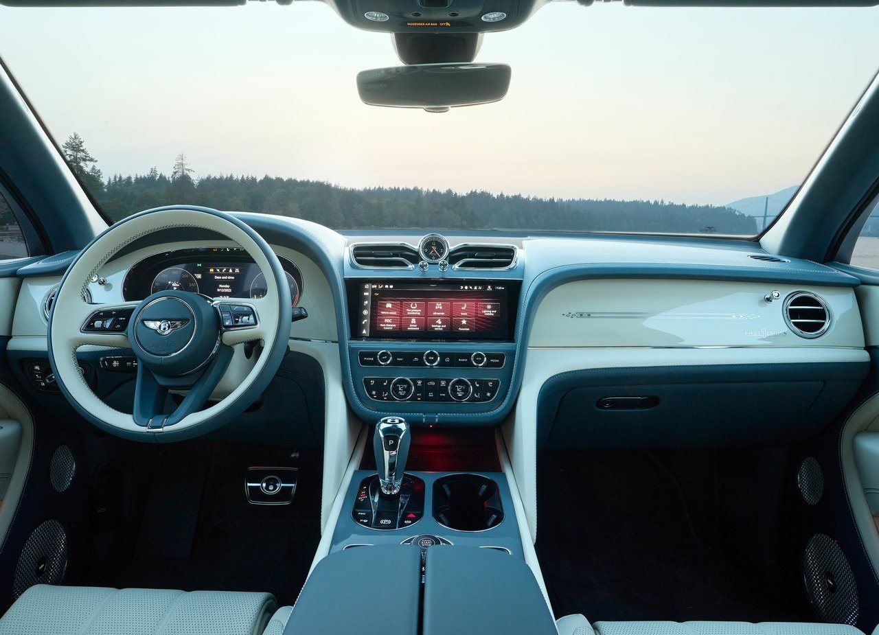 BENTLEY BENTAYGA EWB, foto 81