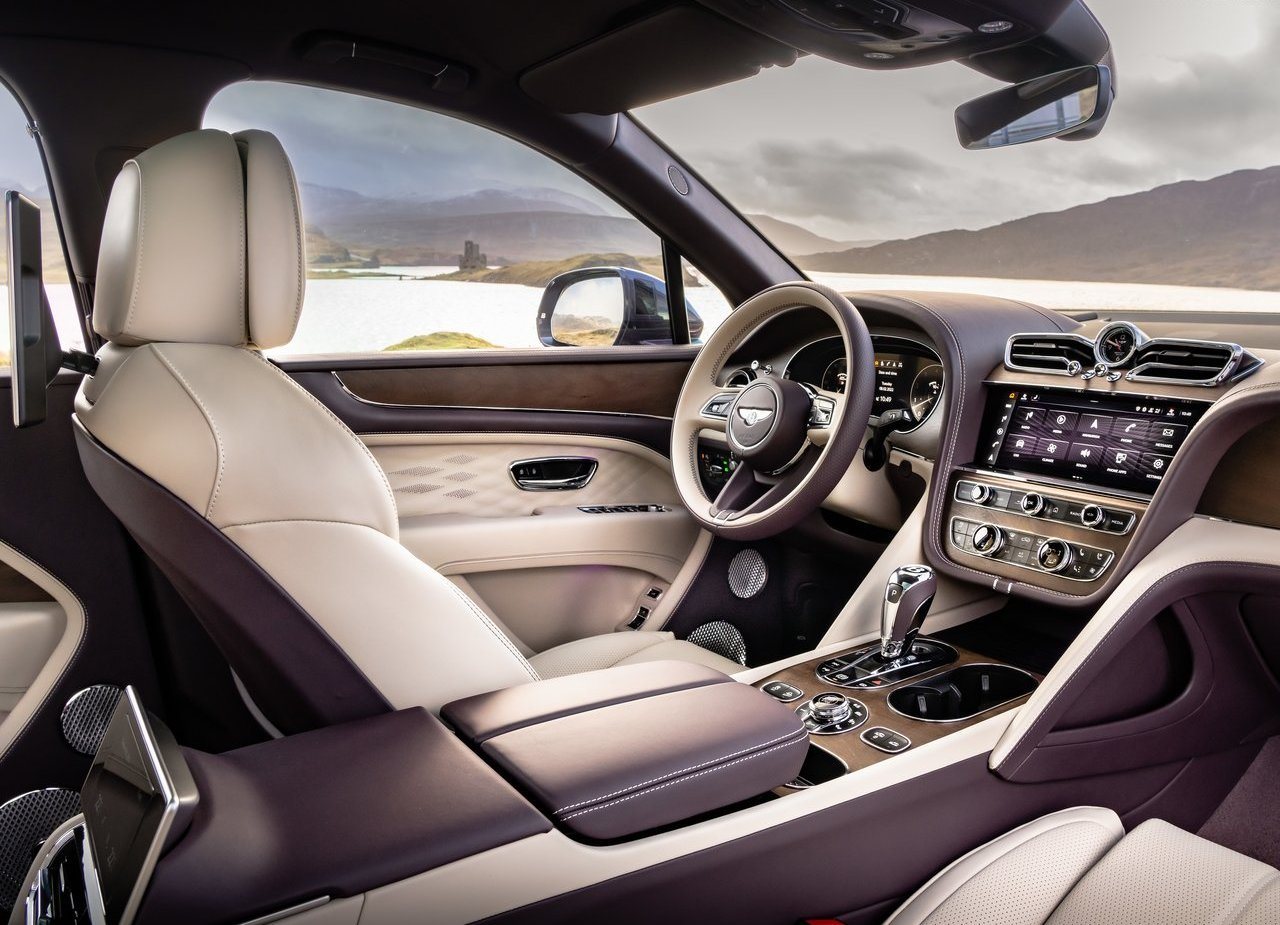 BENTLEY BENTAYGA EWB, foto 88