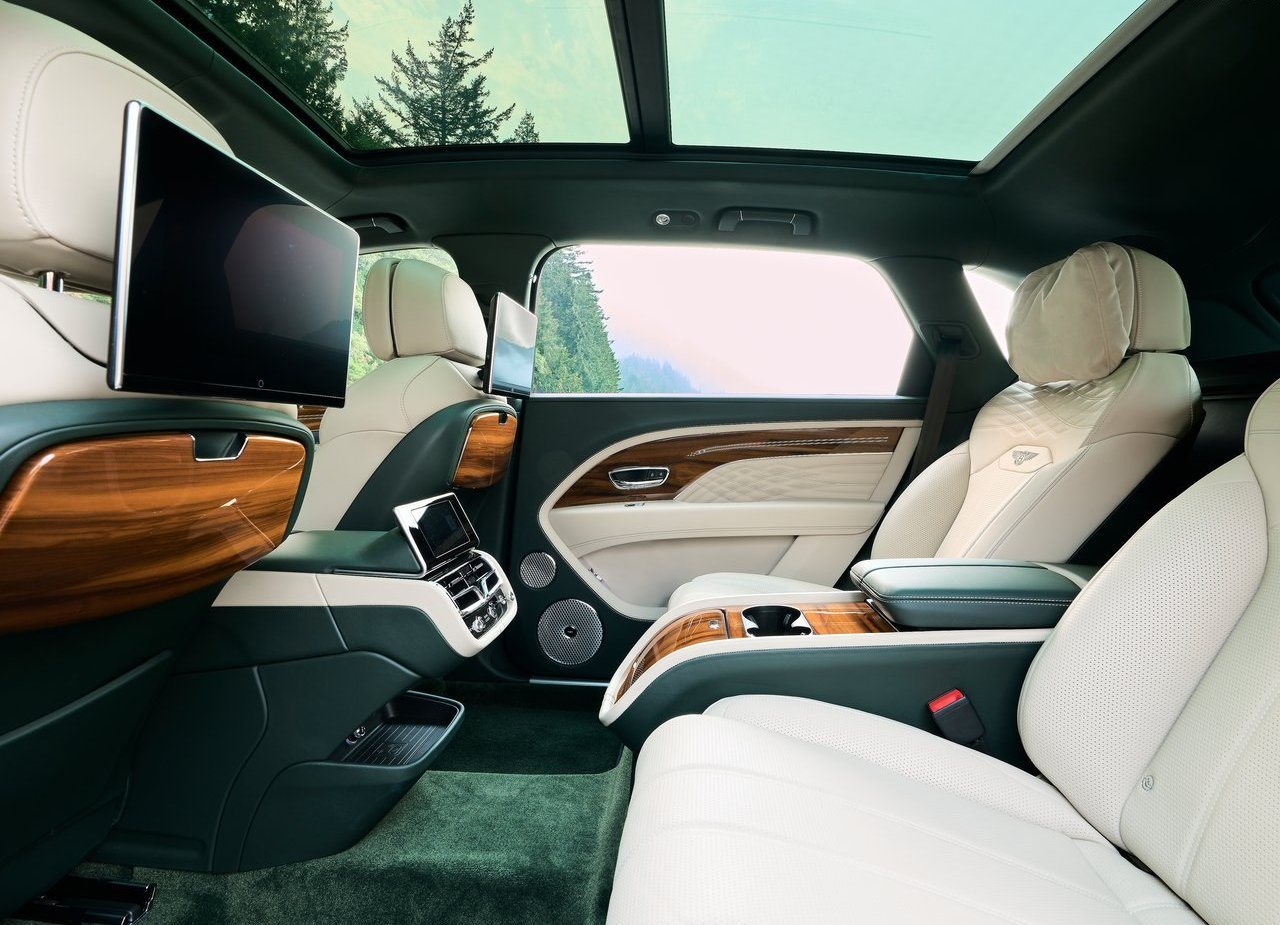 BENTLEY BENTAYGA EWB, foto 96