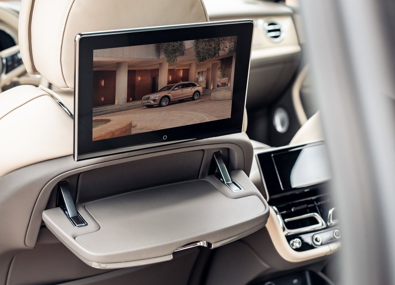 BENTLEY BENTAYGA EWB, foto 108