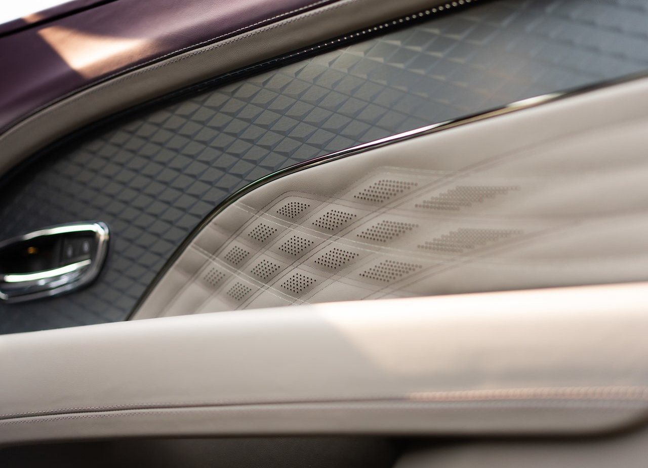 BENTLEY BENTAYGA EWB, foto 115