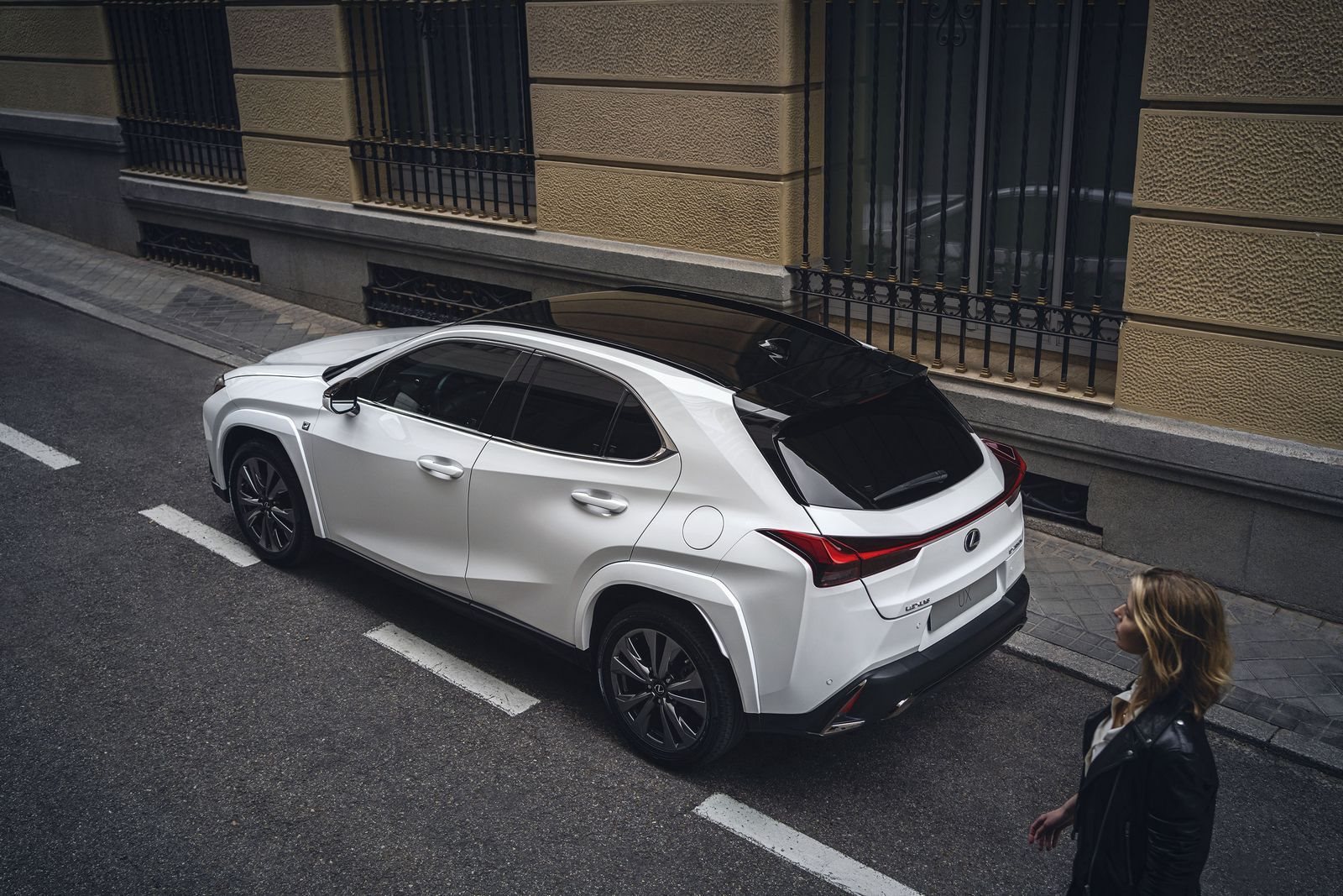 2023 - LEXUS UX, foto 6