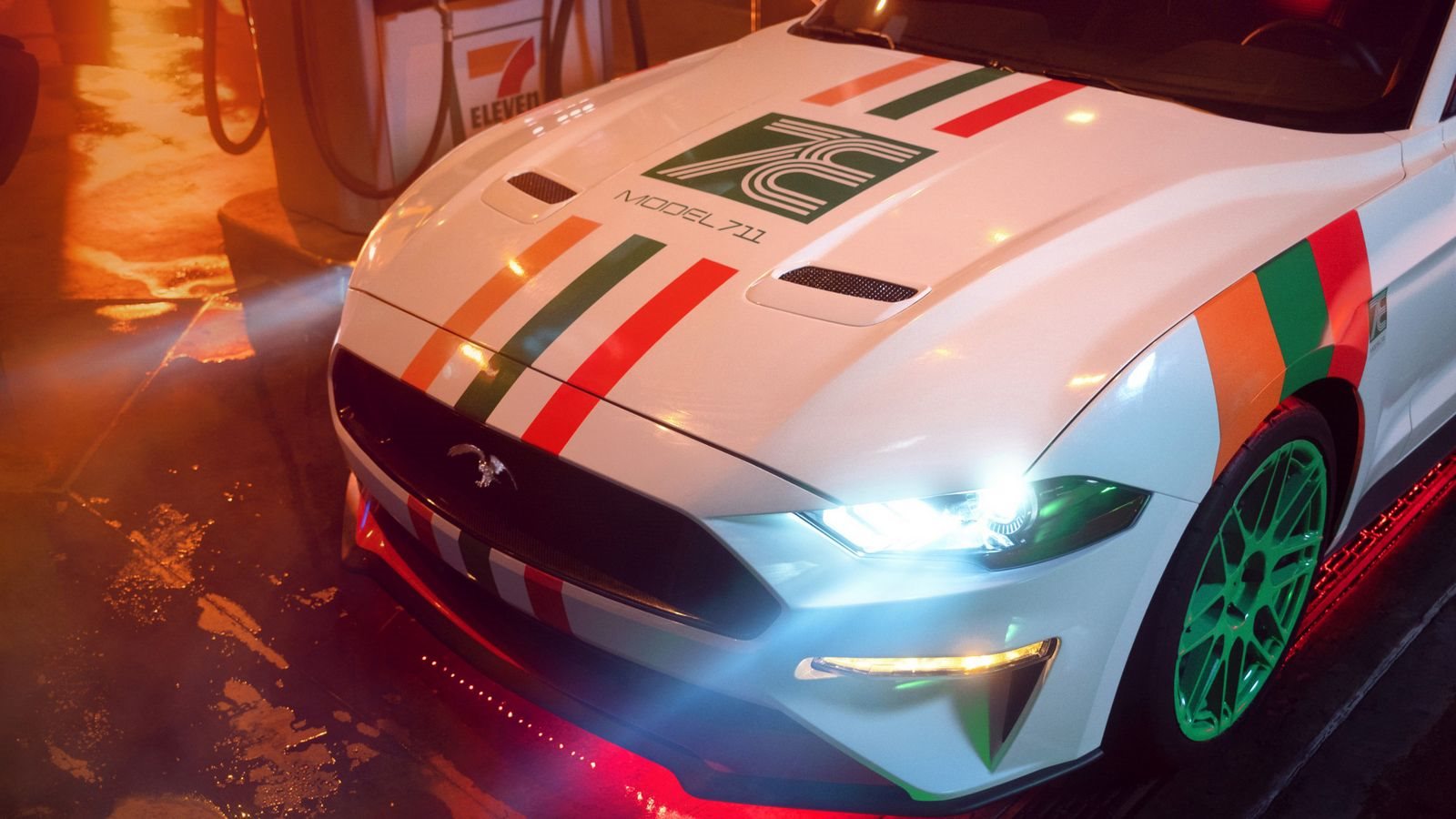 2022 - FORD MUSTANG 7-ELEVEN BY GALPIN AUTO SPORTS, foto 2