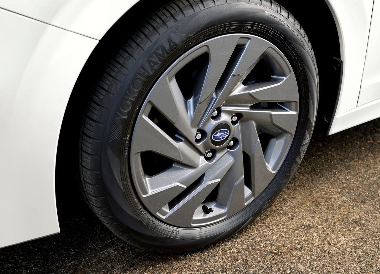 SUBARU LEGACY, foto 13