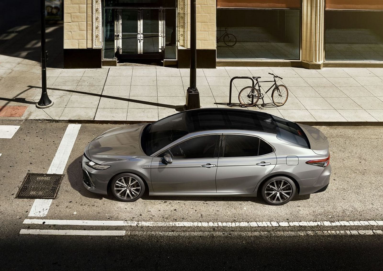 2022 - TOYOTA CAMRY HYBRID, foto 3