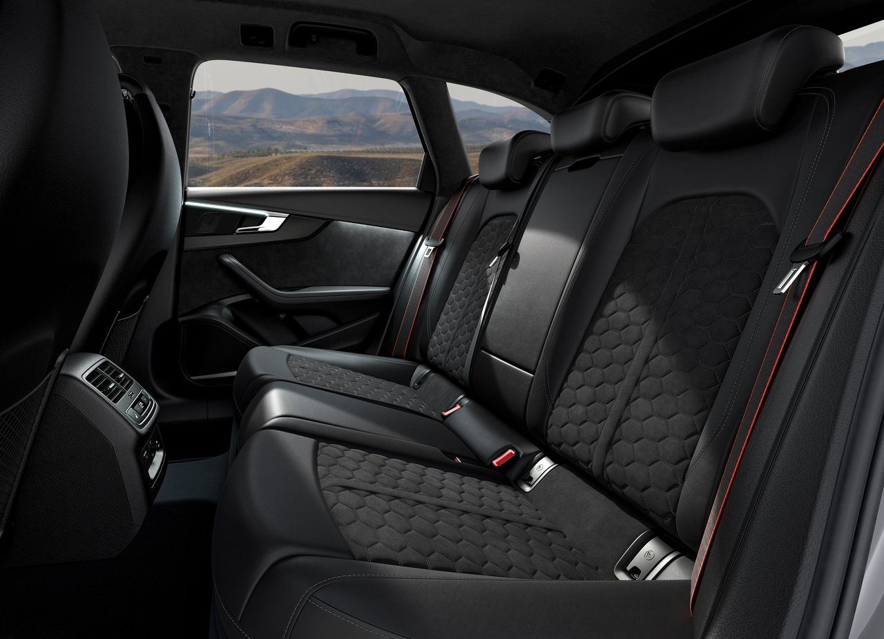 2023 - AUDI RS 4 AVANT COMPETITION PLUS, foto 23
