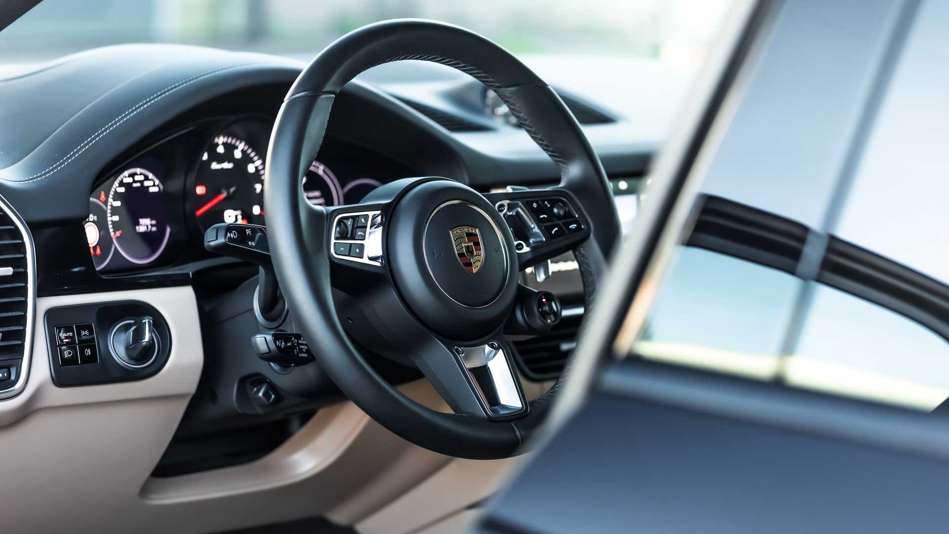 PORSCHE CAYENNE COUPE BY MANHART, foto 9