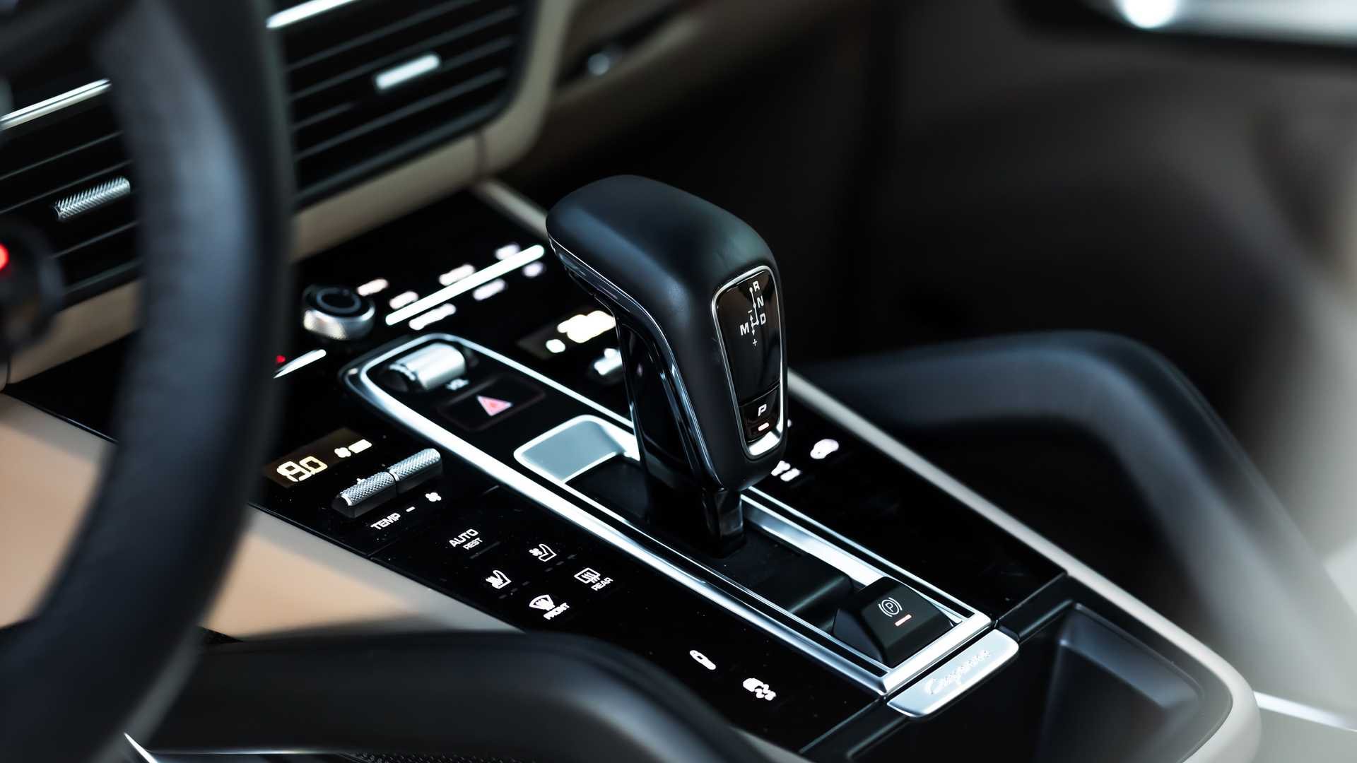 PORSCHE CAYENNE COUPE BY MANHART, foto 11