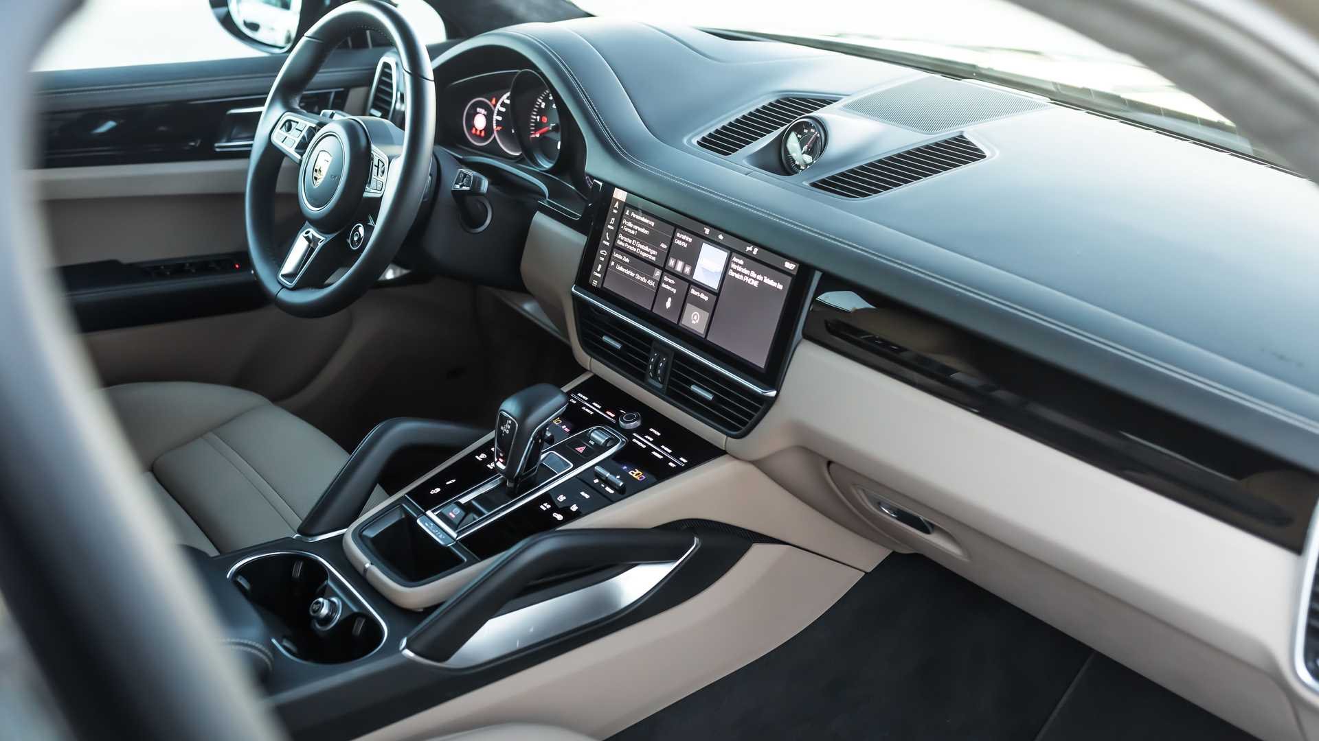 PORSCHE CAYENNE COUPE BY MANHART, foto 13