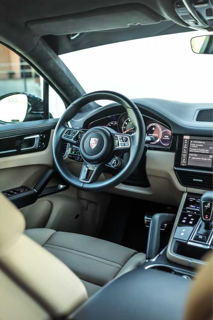 PORSCHE CAYENNE COUPE BY MANHART, foto 31