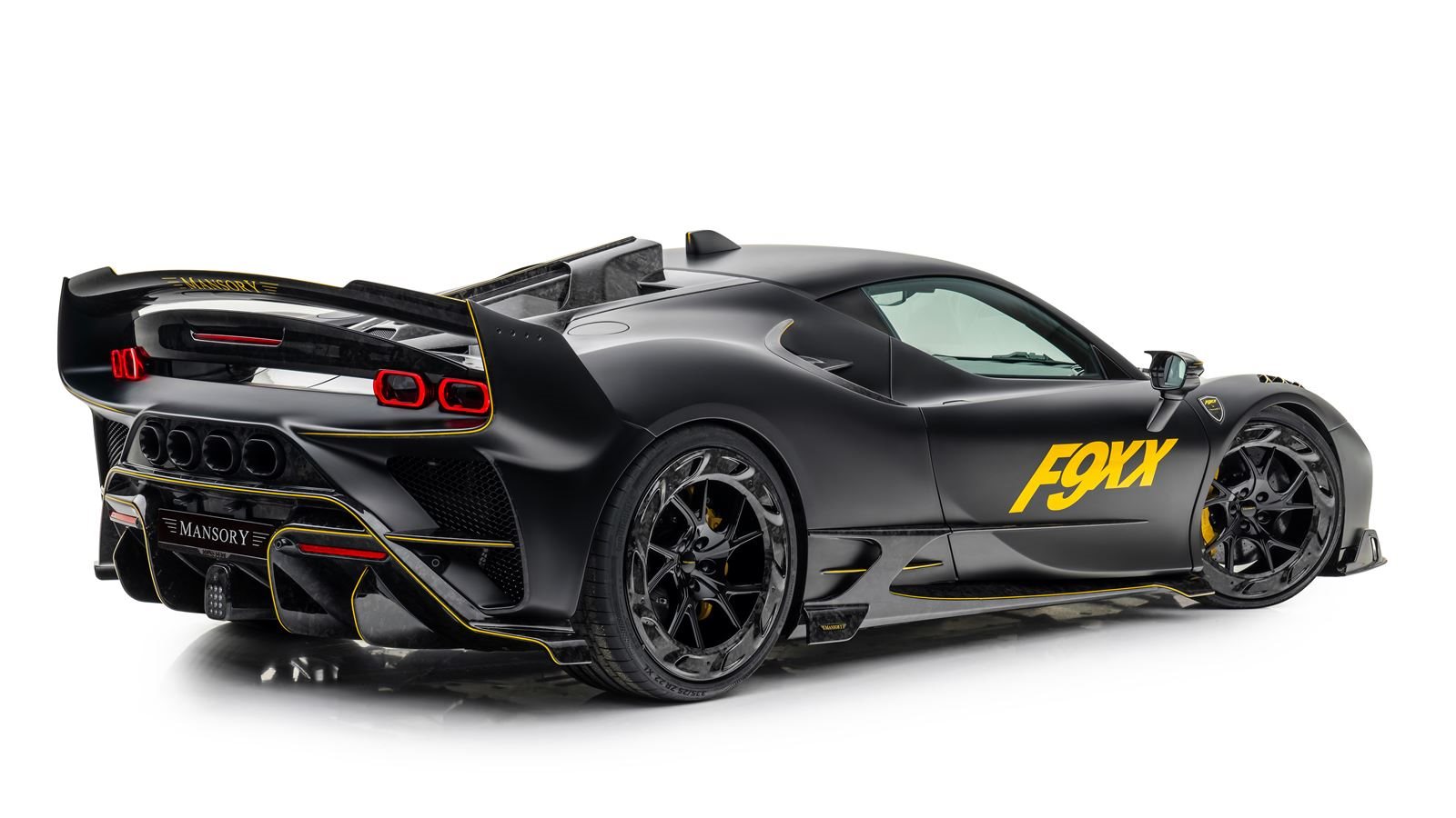 2022 - FERRARI SF90 F9XX BY MANSORY, foto 2