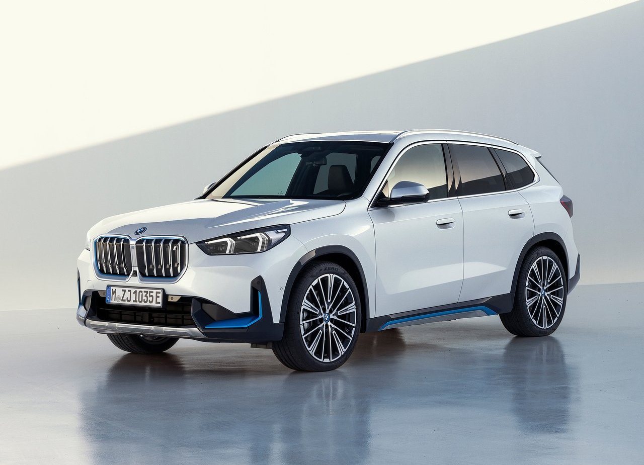 2023 - BMW iX1, foto 11