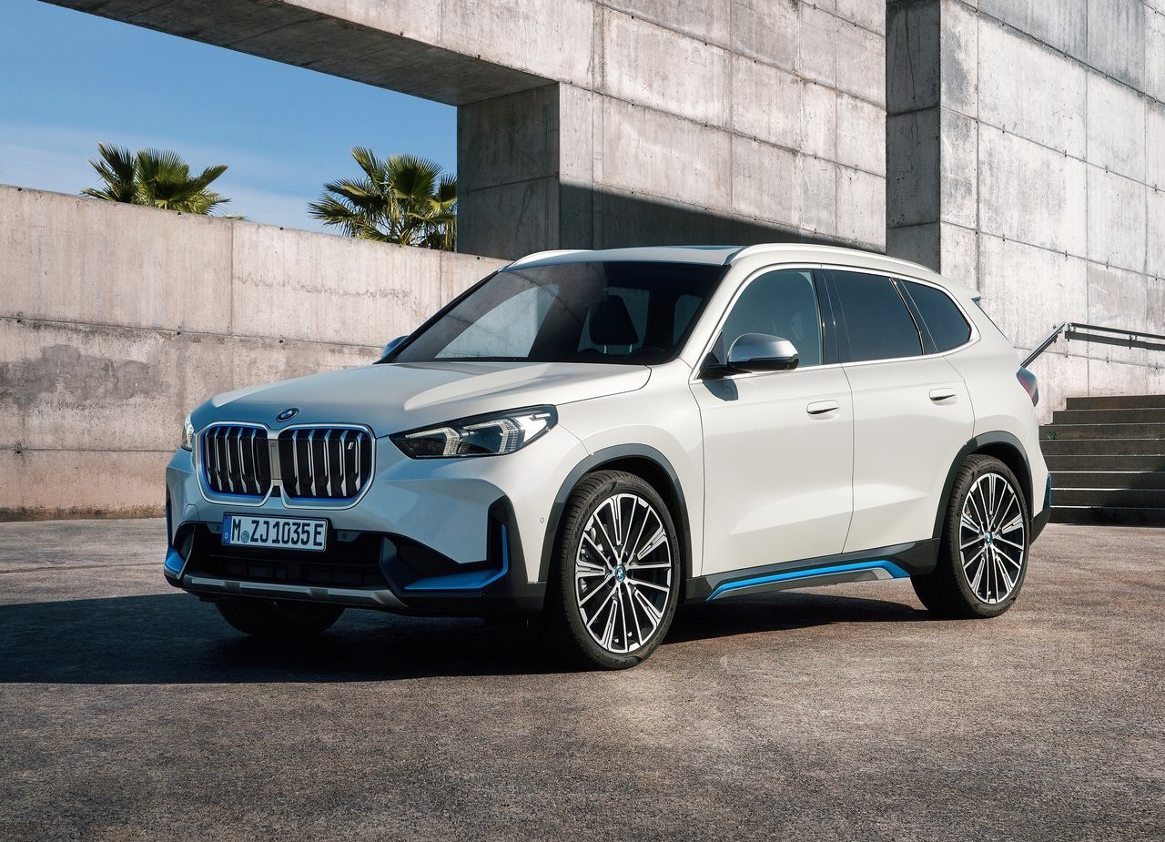 2023 - BMW iX1, foto 14