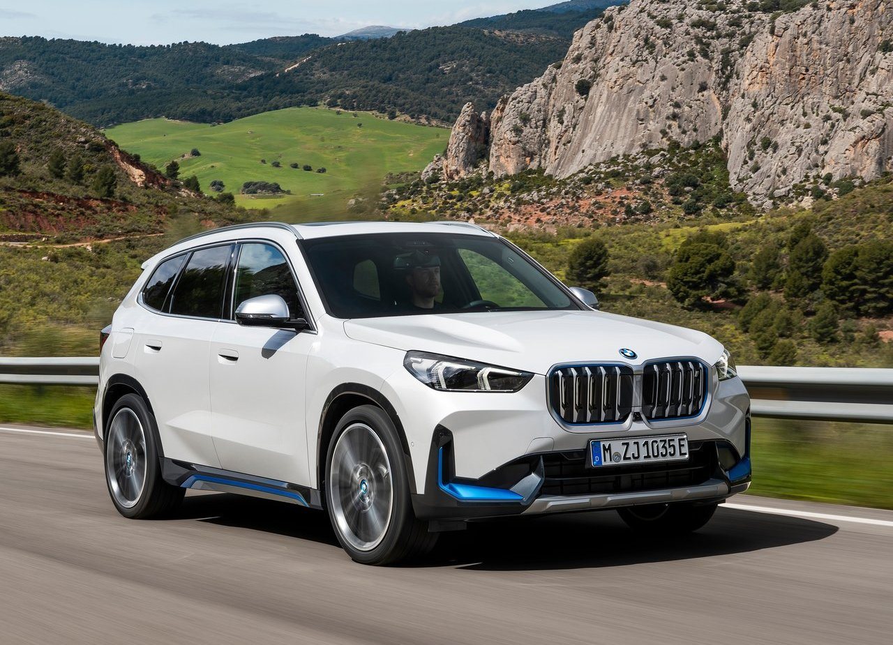 2023 - BMW iX1, foto 21