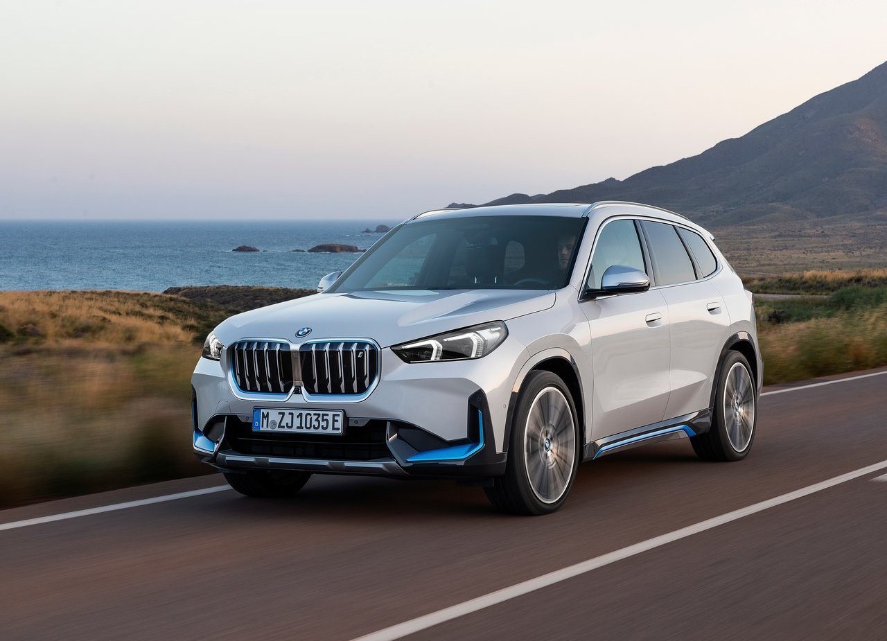 2023 - BMW iX1, foto 25