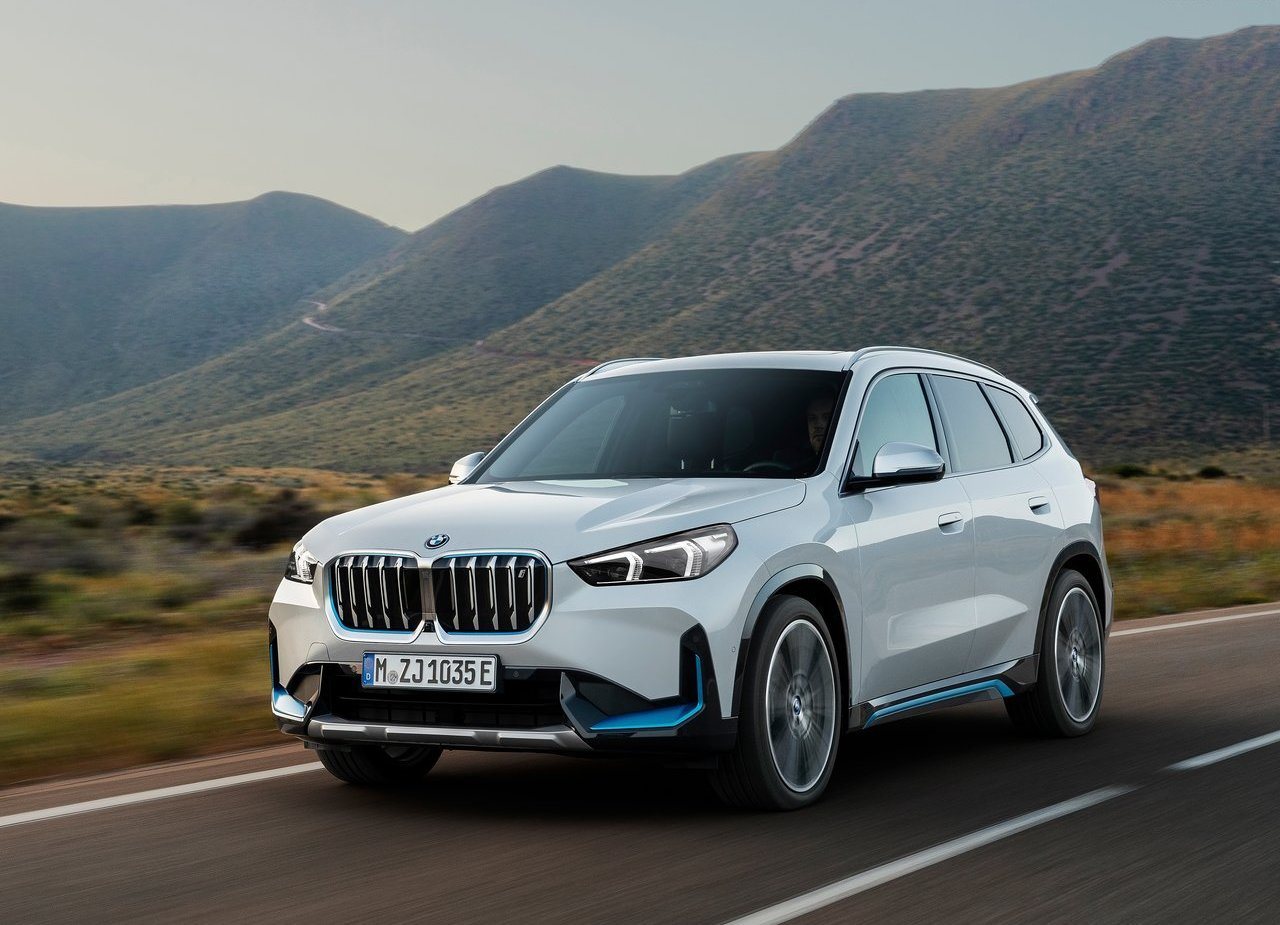 2023 - BMW iX1, foto 28