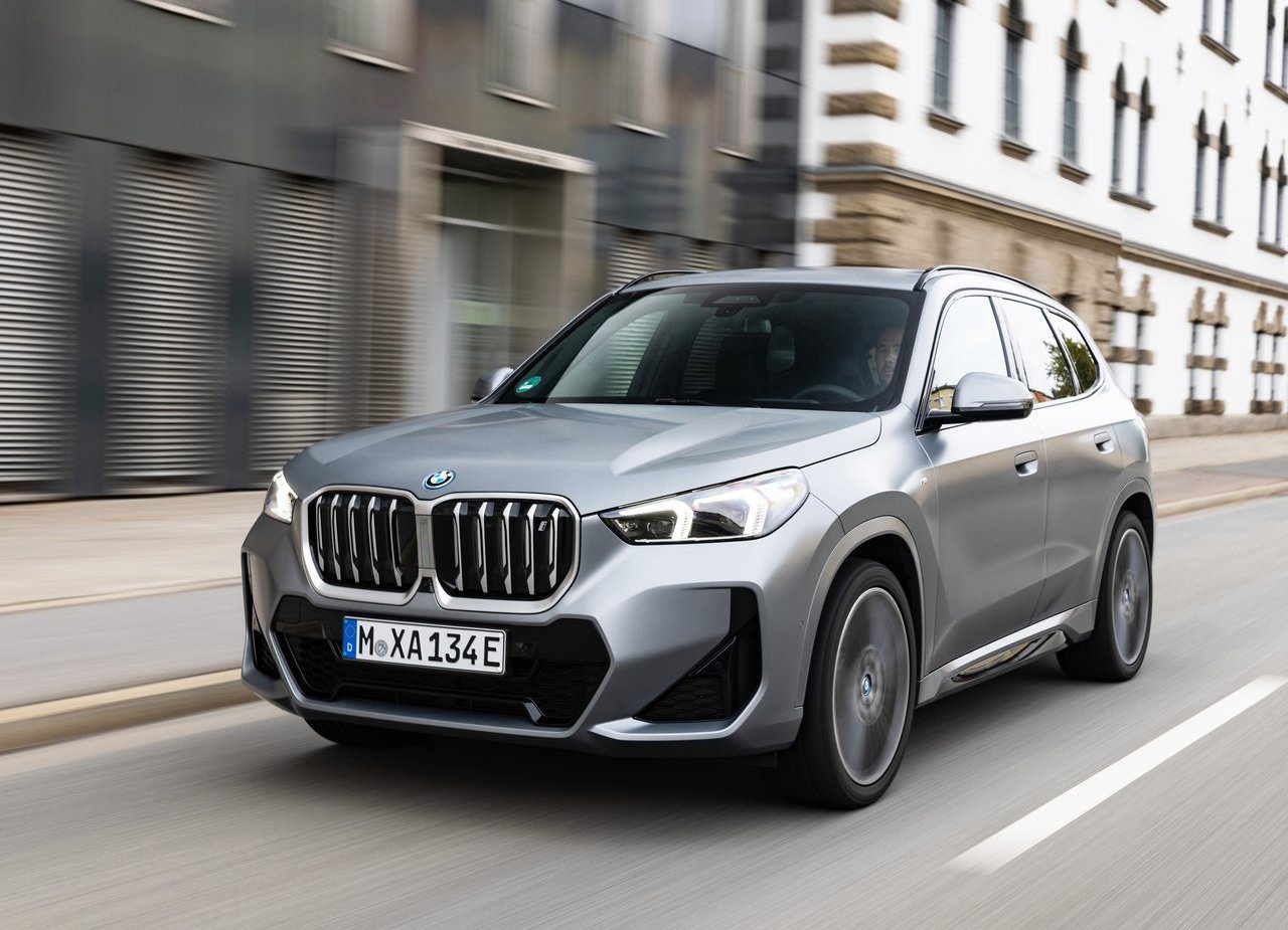 2023 - BMW iX1, foto 32