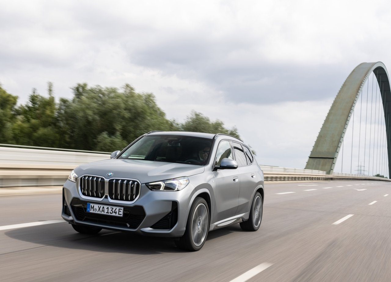 2023 - BMW iX1, foto 35
