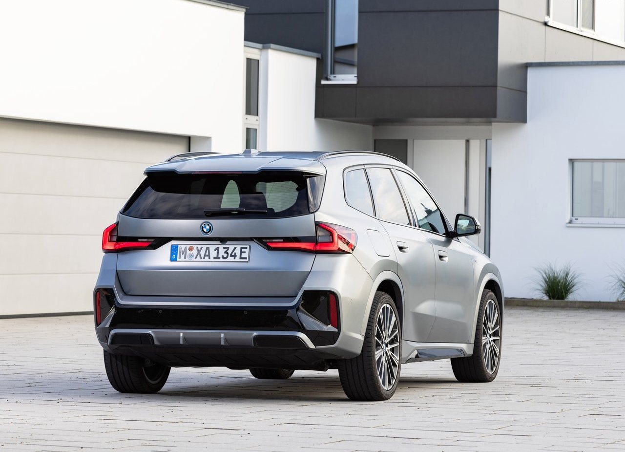 2023 - BMW iX1, foto 61