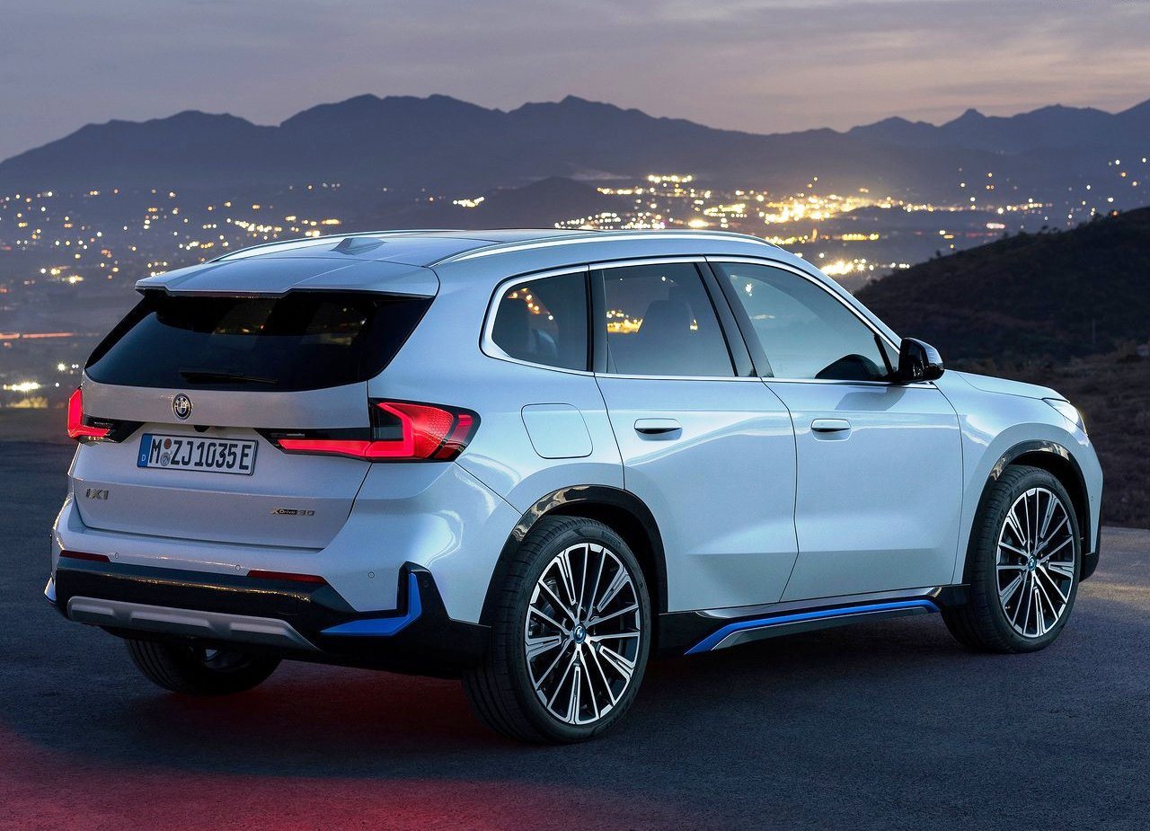 2023 - BMW iX1, foto 63
