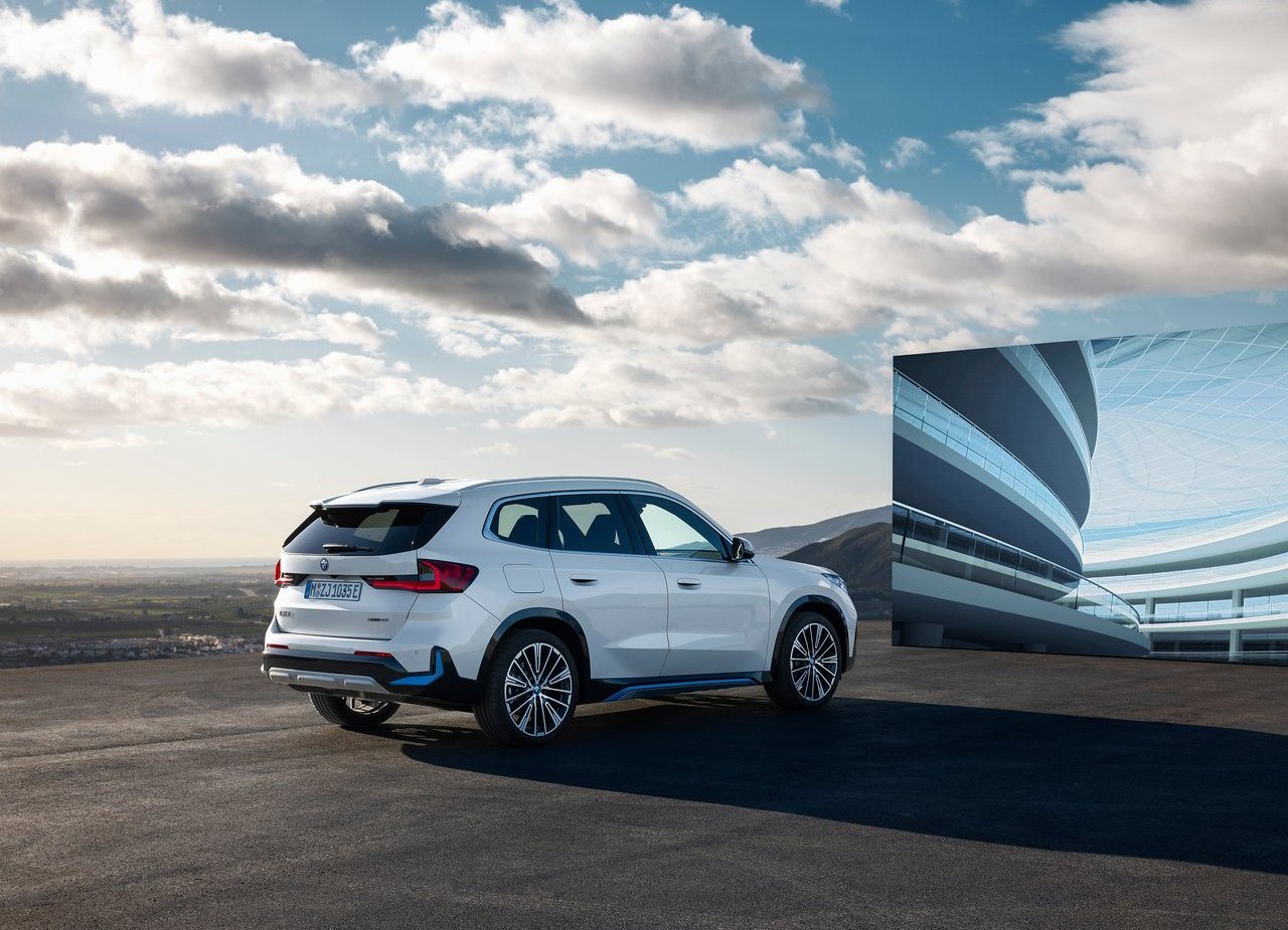 2023 - BMW iX1, foto 67