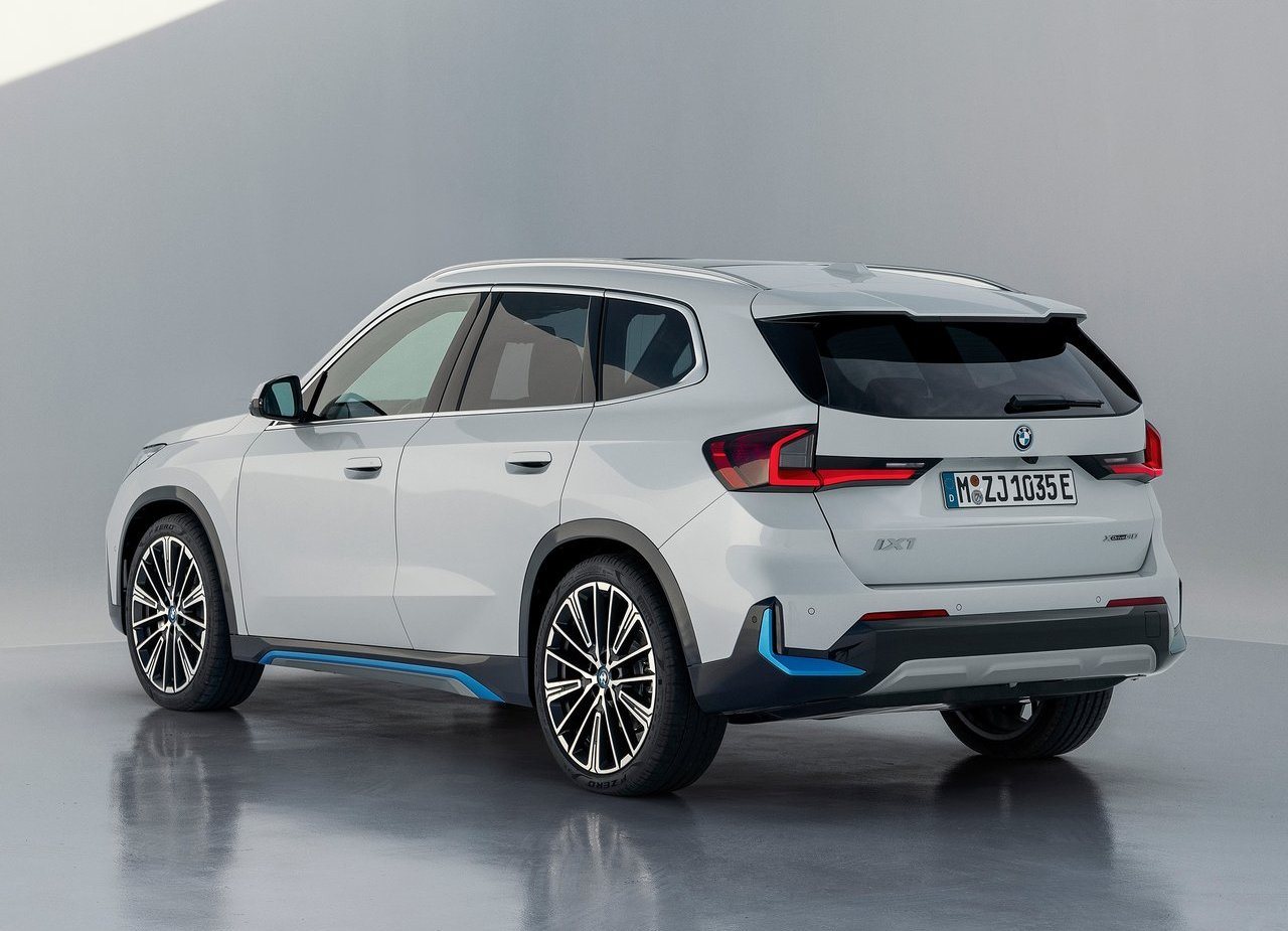 2023 - BMW iX1, foto 71